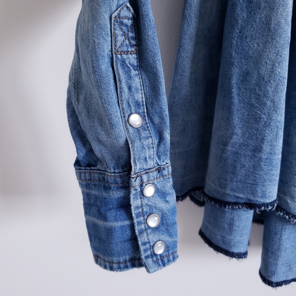 Free People Dylan Babydoll Snap Front Chambray Top - Picture 10 of 14